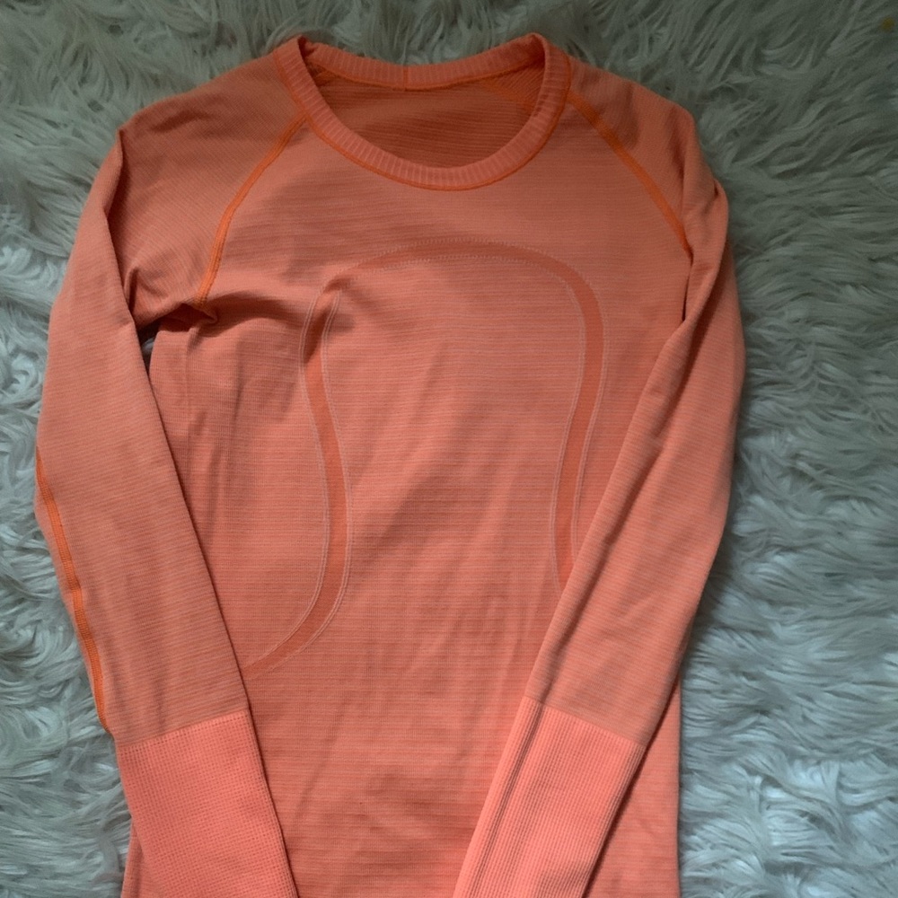 Rare Lululemon Swiftly tech long sleeve